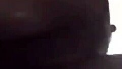 me grabe en la ducha y me masturbo para m� vecino