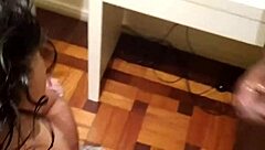 dois homens e uma ninfeta 😈