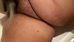 Watch me squirt hard while using this water jet wand