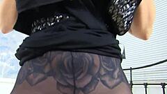 Voluptuous mature Frankie seduces in pantyhose