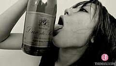 kaori sakura with good body gets licked and fucked doggystyle, cum at end