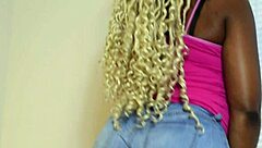 how to approach a milf in public