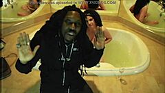 This Teen Amateur In The Hood Offers Sex For Cash With Her Big Ass