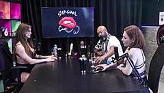 Gostosa Sensualiza E Fica Toda Pelada Deixando Eles Cheio De Tes�o - Tati Weg