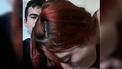 Solo Tiene 18 Pero Es Una Experta Mamando Verga Con Mano Y Cumshot