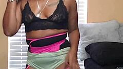 Naejae Twerks Her Ass And Grinds Pussy On Pole