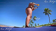 quem seria sua rea��o se me visse assim na praia bem putinha com meu micro biquini