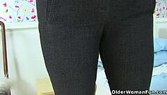 over 60 granny sapphire louise dildos her cunt