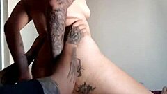 brincando con su verga hasta que se viene en mi vagina