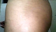 Amateur strokes himself intensely in a steamy shower session