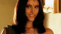 i'm open to seduction by this indian beauty.