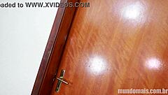 amigos apostam pra ver quem vai transar com amigo hetero