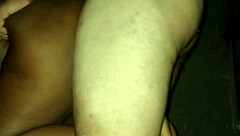 Preta gostosa enjoys doggy style sex