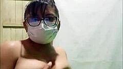 asombrosa zorra dances naked to indian music