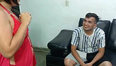 Compañera De Cuarto Follada Después De Bañarse