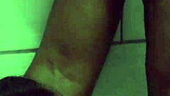 eu e meu primo economizamos agua tomando banho juntos, foi divertido