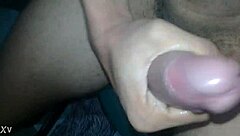 Masturbandome En El Baño: Teen Girl Touches Herself In The Shower