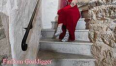 Which fetish do you prefer, foot or face?