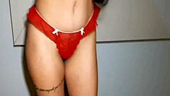 novinha from zona sul recorded porn, but is she a nerd or a star?