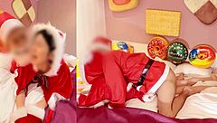 Amateur couple in santa cosplay enjoys toy torture and dirty talk for christmas creampie