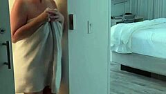 Danni Jones Flashes Big Tits To Tip Miami Driver!