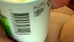 Brazilian novinha masturbates her pussy and ass.