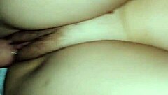 milf innessa kiss uses sex toy on pussy close up