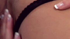 ddfbusty beautiful lesbians eating pussy