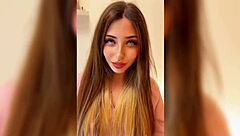 Follo Con Padrastro En Mi Habitacion Soy Su Hijastra Favorita Dame Duro Y Correte En Mi Culo?