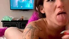 Beautiful babe kitty dives into muff licking pussy sucking cock deepthroat sloppy