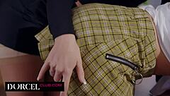 Emma Hix And Paige Owens Share A Bath