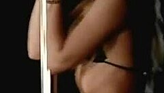 Shakira Pole Dancing in Sexy Bikini