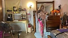 hey sally omalley, rocking that red paint all over your curves, wanna show off more?