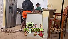 Divine teases her monster cock in Florida