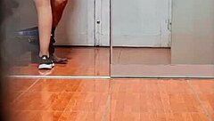 Spy Cam Catches Argentine Secretary in Miniskirt at UBA