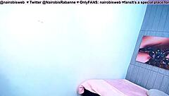 Watch me suck dick and show my pussy