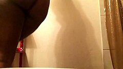 big pretty ebony ass twerkin and pussy poppin sloppy on webcam
