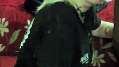 Blonde can't stop sucking