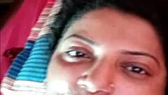 Pakistani teen gets anal and pussy action in whatsapp call