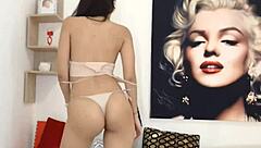 i admire this super fine latina teen on webcam