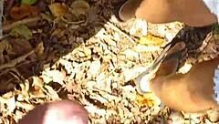 morena shows her new ass in the woods