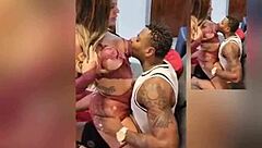 encontrei a gostosa da papam para uma foda gostosa 1on1 sexy