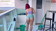 I hired a hot maid in shorts and her ass made me go crazy