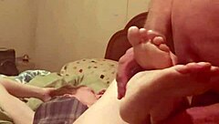 Cougar with narrow ass gets fucked missionary style